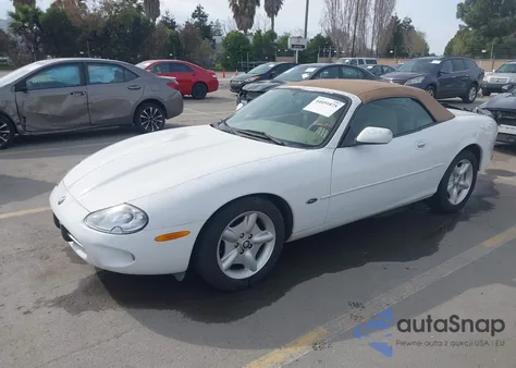 1997 Jaguar Xk8 z USA, uszkodzony, nr VIN SAJGX2745VC014787